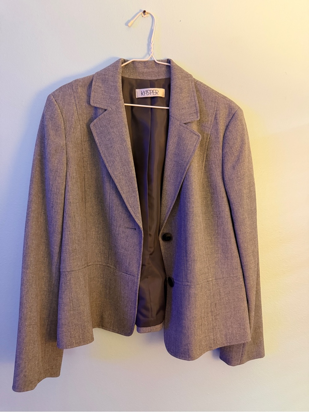 Kasper Women's Gray Tailored Two-Button Blazer